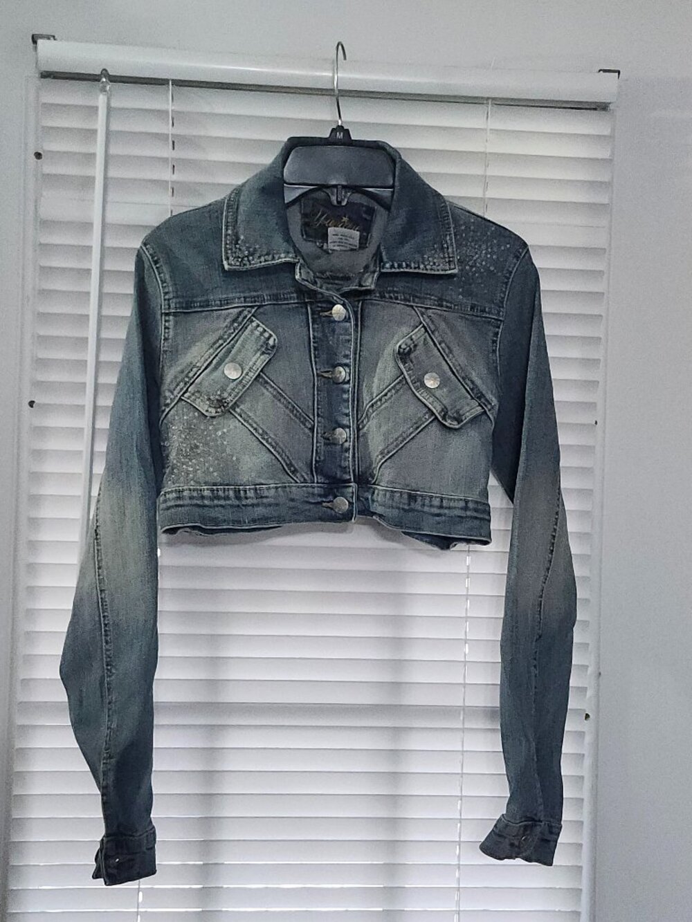 Younquie womans crop jean jacket  size junior M